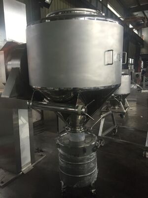 Καλή τιμή Αυτόματο/ημι αυτόματο φαρμακευτικό μπλέντερ δοχείων μηχανών σκονών αναμικτών σε απευθείας σύνδεση