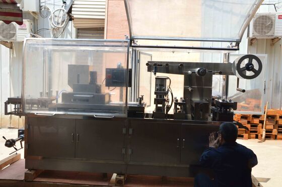 Καλή τιμή Πλαστική μηχανή συσκευασίας φουσκαλών αργιλίου με Stepper το Drive μηχανών σε απευθείας σύνδεση