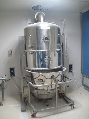 Καλή τιμή Ρευστή κοκκοποιώντας μηχανή κρεβατιών τύπων θέρμανσης ατμού για την ξήρανση/το επίστρωμα σε απευθείας σύνδεση