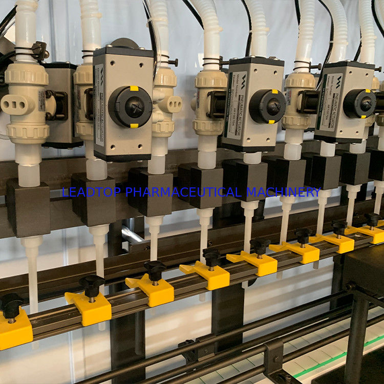 700 kg βάρος Ροταριακή αυτόματη μηχανή πλήρωσης φιαλών υγρού 6 kW κατανάλωση ενέργειας Πιστοποιημένη CE